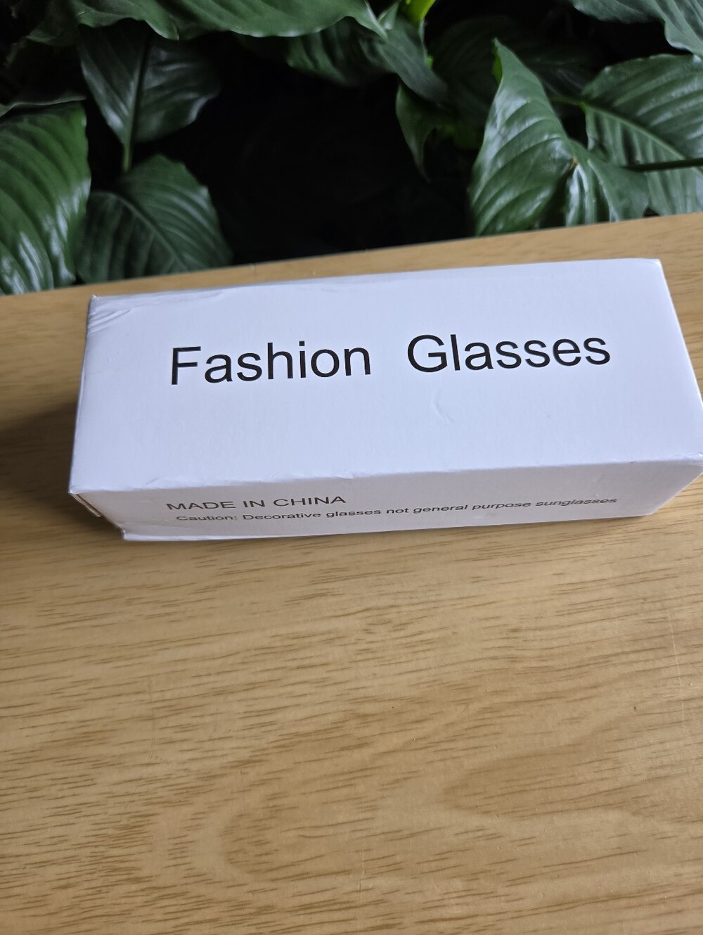 Rhinestone Cat Style Sunglasses - Picture 4 of 4
